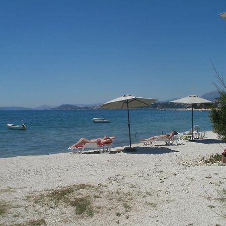 Beach Apartments Toni Podstrana Esterno foto
