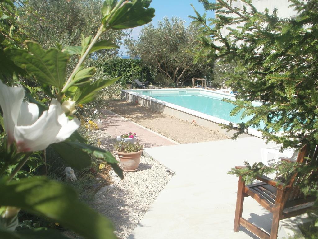 Beach Apartments Toni Podstrana Esterno foto