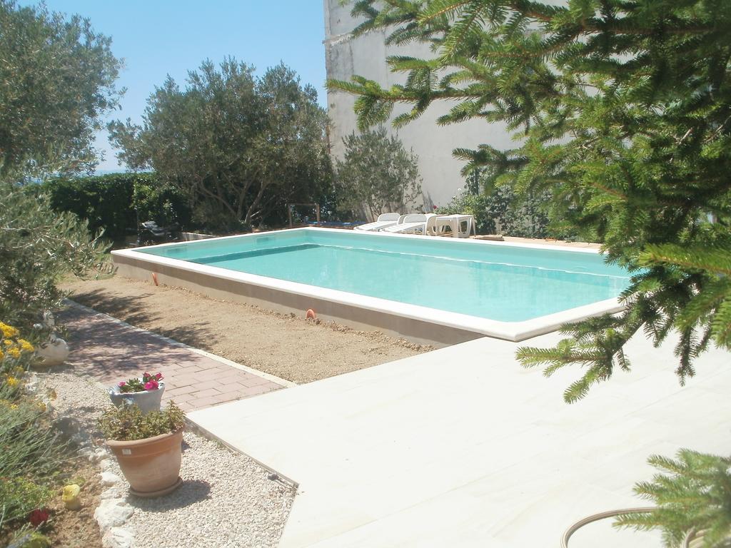 Beach Apartments Toni Podstrana Esterno foto
